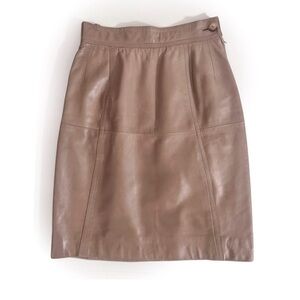 Loewe Elegant Tan Leather Skirt